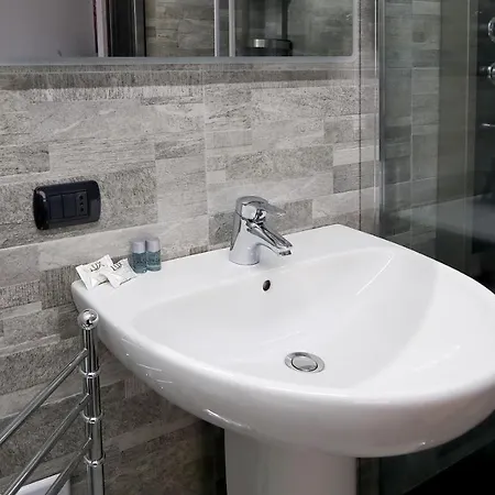 Guest house Italianway - Easy 2*